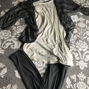 LULAROE LINDSEY BLACK CREAM GREY STRIPPED